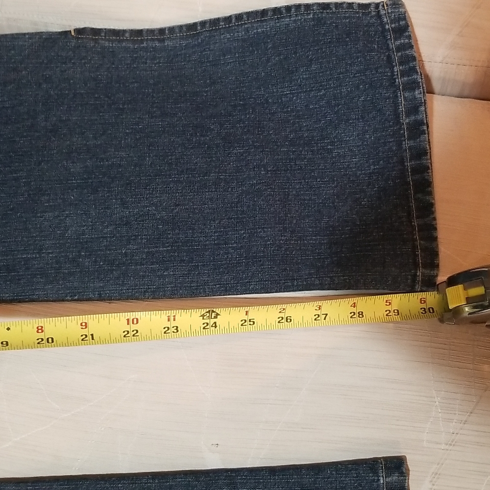 Jeans - Picture 6 of 9